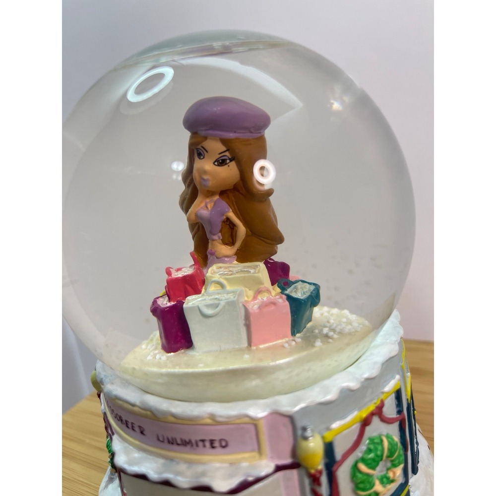 BRATZ Way Cool Musical Snow Globe Enesco MGA "Deck The Halls" - Picture 2 of 10